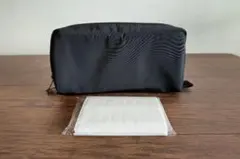 黒 ナイロン ポーチ 小型