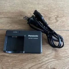 Panasonic ☆ 純正充電器 ☆ VSK0683 ☆ SDビデオカメラ用のサムネイル