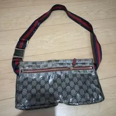 GUCCI GGキャンバス ボディバッグ ウエストポーチ