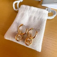 【新品未使用】マイケルコース ピアス ロック ドロップ (カラー・ゴールド)
