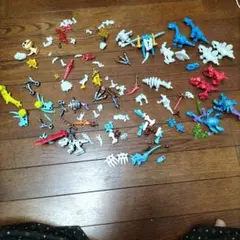 【ジャンク品】ほねほねザウルス★寄せ集め