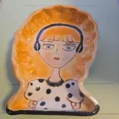 女の子のイラスト 陶器製トレイ 小物入れ