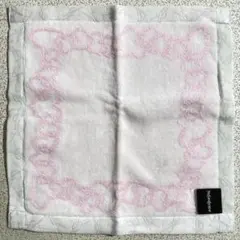 イヴサンローラン　タオルハンカチ　ハート柄　ロゴ　ピンク系　約28cm