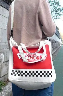 ★★VANS特製【超特大ショルダーバッグ】新品未開封