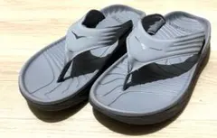 美品HOKA ONE ONE オラリカバリーフリップ27.0cm / グレーのサムネイル