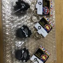 ミャクミャク　立体マスコットキーホルダー　サンリオ　ブラック　ハンギョドン　ポム