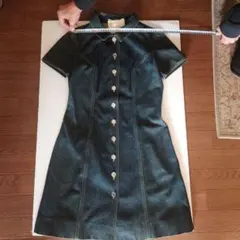 ダークデニム 半袖ひざ丈ワンピース