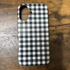 BURGA スマホケース ギンガムチェック柄　iPhone16のサムネイル