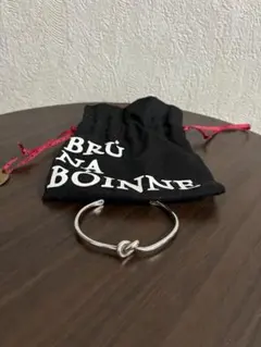 BRU NA BOINNEブルーナボイン コウモリ バングル - メルカリ