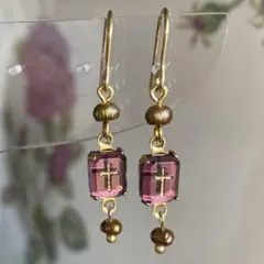 ヴィンテージガラスカボションと淡水パールのピアス　サージカルステンレスフック