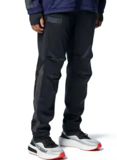 アンダーアーマー スポーツパンツ　ロングパンツ　2XL 新品未使用　未開封