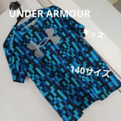 キッズ　アンダーアーマー　Tシャツ　140サイズのサムネイル