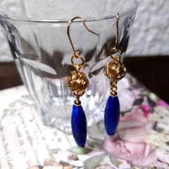 【124】青いピアス 　　　　　ハンドメイド