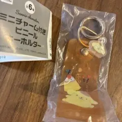 サンリオキャラクターズ　ガチャガチャ　ミニチャーム付きビニールキーホルダー