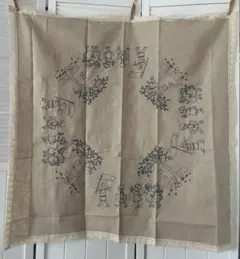 フランス 青い刺繍のテーブルクロス B品