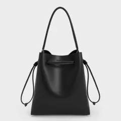 【CHARLES & KEITH】ドローストリング ホーボーバッグ ブラック