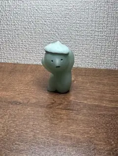 ぼんやり子だぬき人形】手乗りサイズ ヒダカナオト 陶器 若草色 - メルカリ