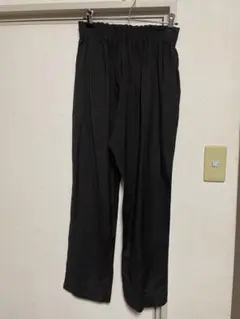 Jena espacemerveilleux リネンイージーテーパードパンツのサムネイル