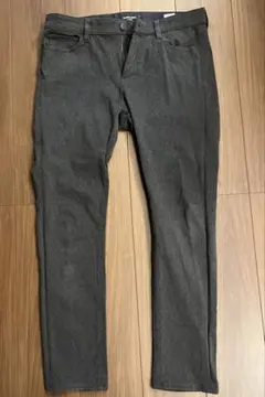 スキニーパンツ