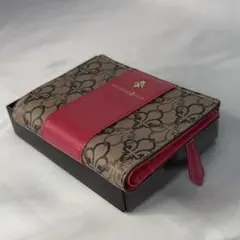 PATRICK COX パトリックコックス　フローラル 二つ折り財布のサムネイル