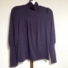 【alcali】パープル系　ハイネック パフスリーブ 長袖トップス