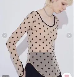 新品未使用』ソリン sorin スワンレイク Uネックトップ ベージュ