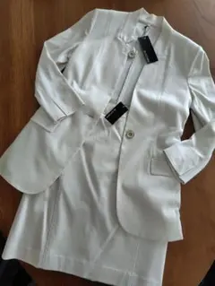 【22 OCTOBRE】レディーススーツ♪S〜M