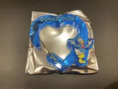 ディズニーストア シークレット カラビナ ドナルド