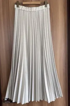 niko and…ロングプリーツスカート