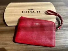 【新品】COACHリストレットポーチ✴️本革 コーチ 赤 レザー 小物ケース