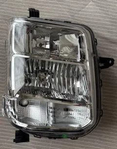 イスズエルフ純正ディスチャージヘッドライト助手席側美品 - メルカリ