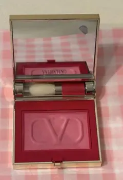 【美品】☆VALENTINO☆アイ2チーク01 ローズピンクのサムネイル