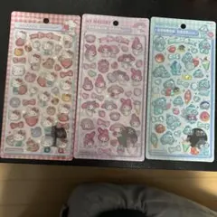 値下げ。国内正規品サンリオ第二弾ボンボンドロップシール、キティ赤マイメロはんぎょ