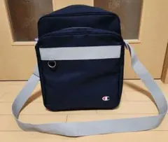 チャンピオン　ショルダーバッグ