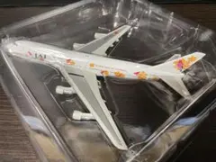 Item thumbnail for item b4c5ae7c-af2f-4544-b86a-01c7dd8a49ae