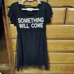 黒のメッセージTシャツ 半袖