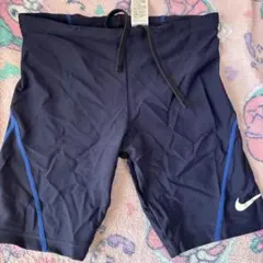 美品　NIKE 水着　140cm