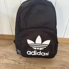adidas トレフォイル リュック