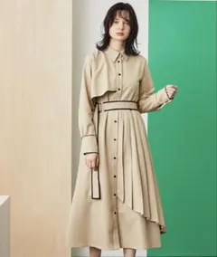 プリーツワンピース