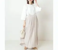 【美品】B.C STOCK ワンピース ベージュ　ロングワンピースのサムネイル