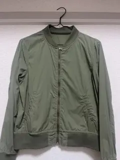UNITED ARROWS ブルゾン カーキのサムネイル