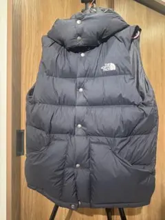 THE NORTH FACE フード付きダウンベスト