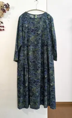 美品　群言堂 登美 ウール フラワージャガード ゆったり 7分袖 プルオーバー 美品 群言堂 登美 ウール フラワージャガード ゆったり 7分袖 プル