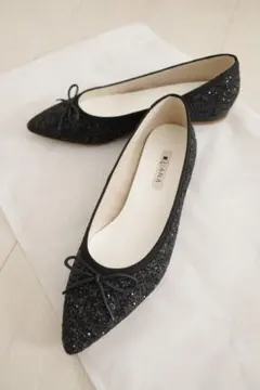 【美品・未使用】DIANA パンプス ブラック 24.5cmのサムネイル