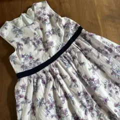 BeBe ノースリーブ 花柄 ワンピース 140cmのサムネイル