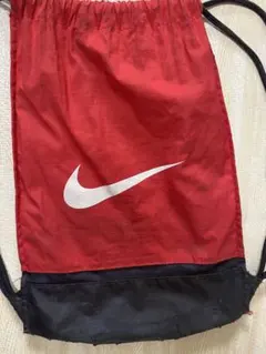 Nike 赤黒 ドローストリングバッグ
