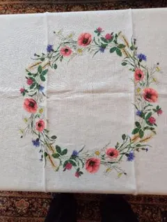 花模様刺繍テーブルクロスビンテージ