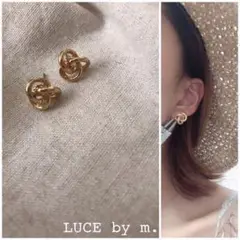 15 再再再再販 チタンピアス ゴールド 3連リング 小ぶり フープ シンプル