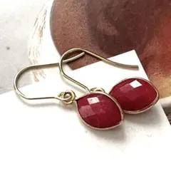 1点作品☆ 変形パープルカルセドニーピアス　イヤリングに変更可能☺︎ 1点作品☆ パープルカルセドニーピアス イヤリングに変更可能