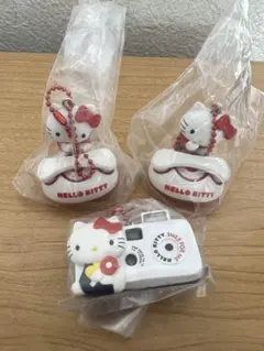 ハローキティ　なつかしアイテムミニチュアコレクション　３点